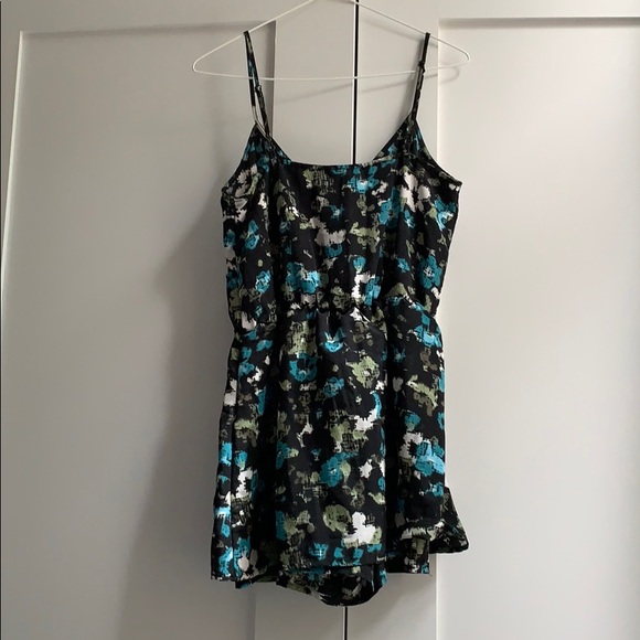 Urban outfitters floral black romper - Picture 3 of 4